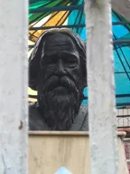 Statue of Rabindranath Tagore thumbnail