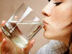 How much water should you drink to hydrate your body? thumbnail